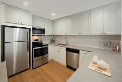 SPACIOUS 2 BEDROOM APARTMENT FOR RENT IN BELLEVILLE! SELECT APARTMENTS REVITALIZED WITH PREMIUM UPGR...