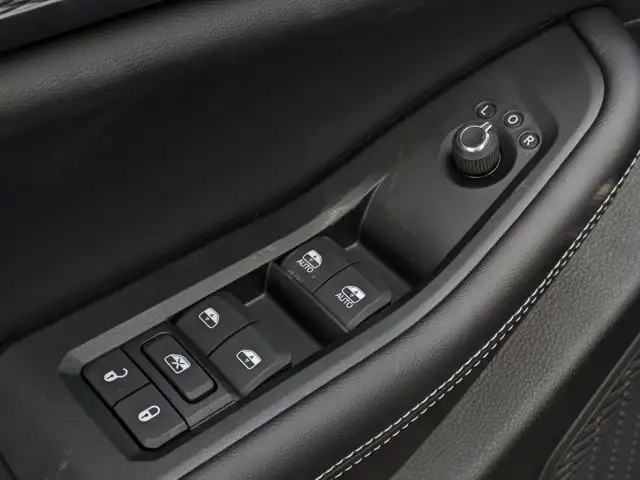2025 Jeep Grand Cherokee Altitude * - Power Liftgate - Wireless in Cars & Trucks in Calgary - Image 14