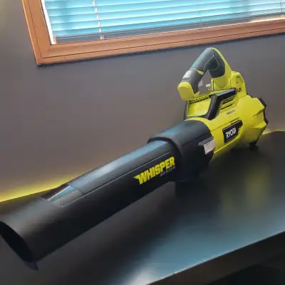 Ryobi 40v Brushless Whisper 125mph 550cfm Leaf Blower (New), View more