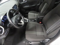 See Dealer Website for Details. 2022 Hyundai Venue PREFFERED Apple Car Play, Heated Steering Wheel,... (image 9)