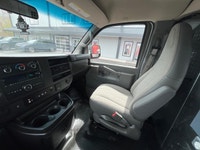 Price includes $1,000 finance credit. Price does not include fees or taxes. The 2020 GMC Savana Carg... (image 7)