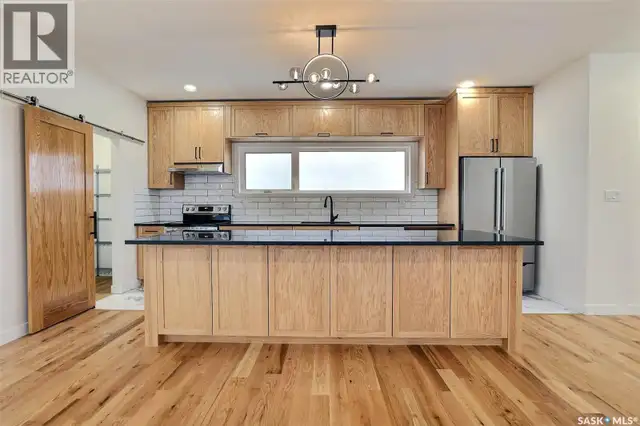 716 Emerald Park ROAD Edenwold Rm No.158, Saskatchewan in Houses for Sale in Regina - Image 2