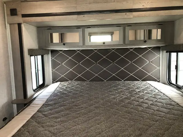 2020 Keystone RV Outback 328RL in Travel Trailers & Campers in St. Albert - Image 23