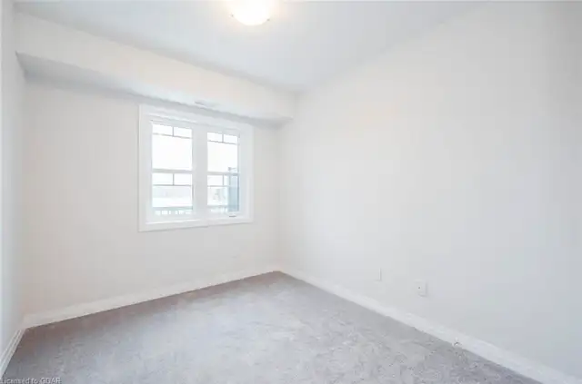 2bedroom house for rent in kitchener in Ontario in Canada - Image 4