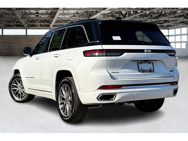 2025 Jeep Grand Cherokee Summit in Cars & Trucks in Mississauga / Peel Region - Image 3
