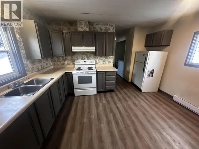 B2 160 16 HIGHWAY Burns Lake, British Columbia in Houses for Sale in Burns Lake - Image 6