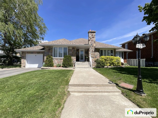 $599,000 - Bungalow for sale in Salaberry-De-Valleyfield — photo 1