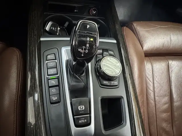 2014 BMW X5 AWD 4dr xDrive35i in Cars & Trucks in Longueuil / South Shore - Image 30