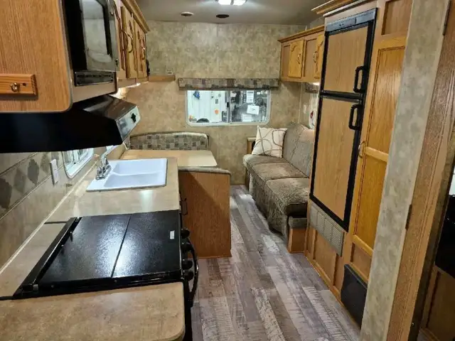 2007 FleetWood RV Mallard 23SRL in Travel Trailers & Campers in Thetford Mines - Image 12
