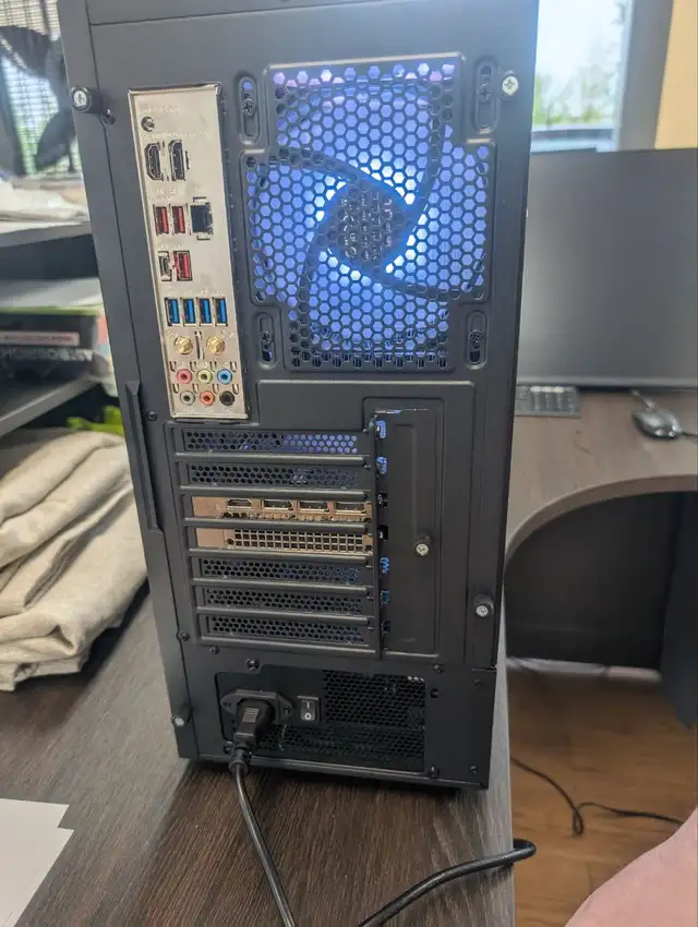 NEW CUSTOM MICROATX GAMING & WORKSTATION PC – AMD Ryzen 5 RX5700 in Desktop Computers in Edmonton - Image 6