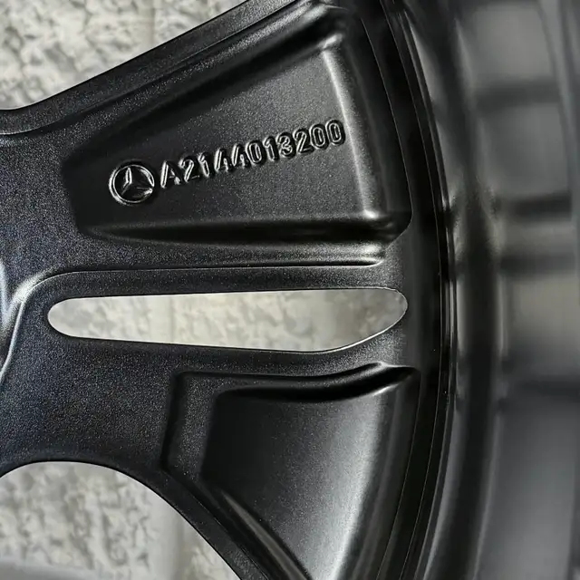 (99%) 4x MB E-Class E350 | E450 19" OEM Winter Wheels Package in Tires & Rims in City of Toronto - Image 8