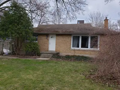 Private room for rent only $550 per month near both universities (university of Waterloo and Wilfred...