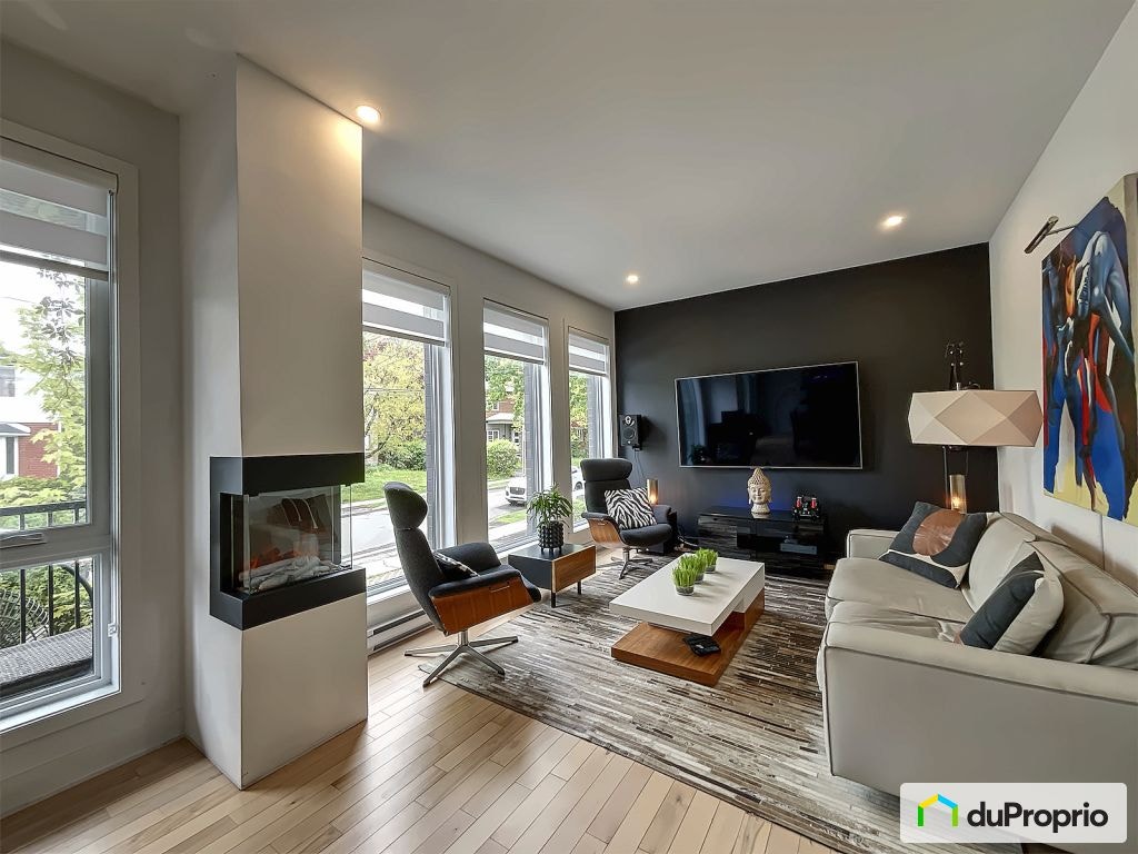 $765,000 - Semi-detached for sale in Longueuil (Vieux-Longueuil) — photo 1