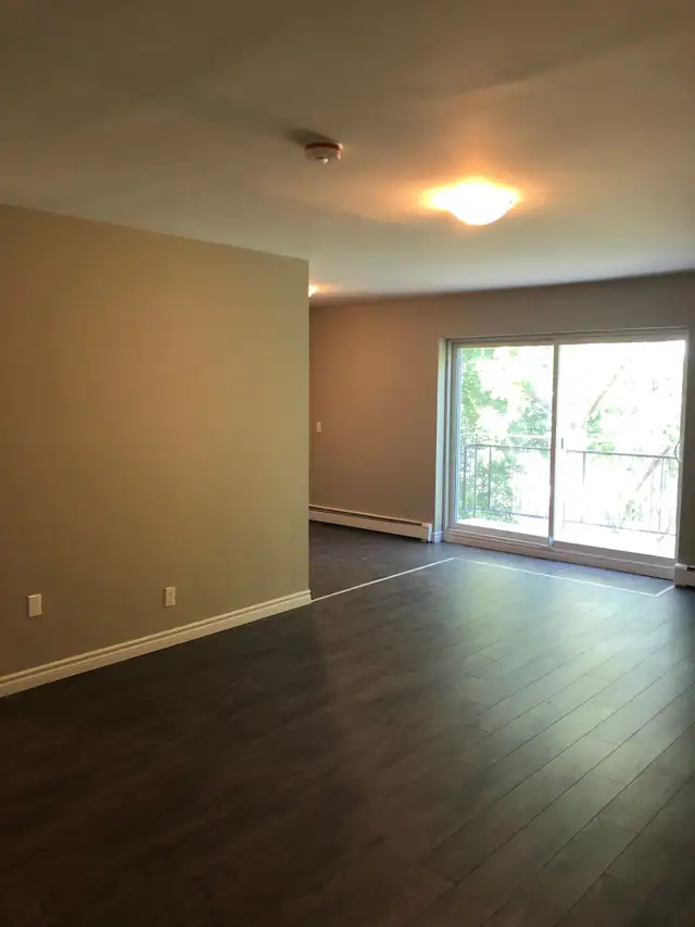 TOTALLY RENOVATED 2 BDRM APT - ALL UTILITES INCLUDED63611988508545123