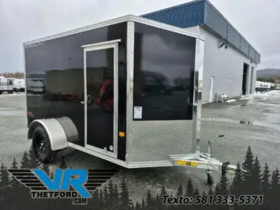 VR Thetford Paiement à partir de $/sem. + TX. 2026 Alcom Steealth 5x10 - IF pente v-nose 6'' hauteur...