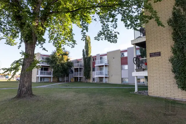 Inglewood Apartment For Rent | King's Court Apartments in Long Term Rentals in Edmonton - Image 9