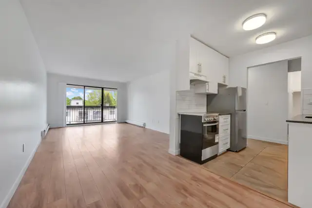 1 Bedroom Apartment for Rent - 8616 Oak Street