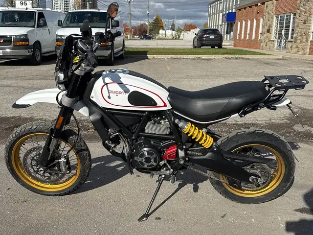 2018 Ducati Scrambler Desert Sled ~ DUCATI SCRAMBLER ~ DESERT SL in Street, Cruisers & Choppers in City of Toronto - Image 3