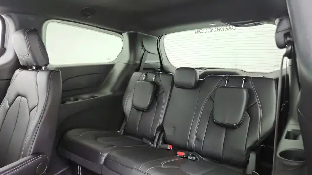 2026 Chrysler Grand Caravan in Cars & Trucks in Lethbridge - Image 32