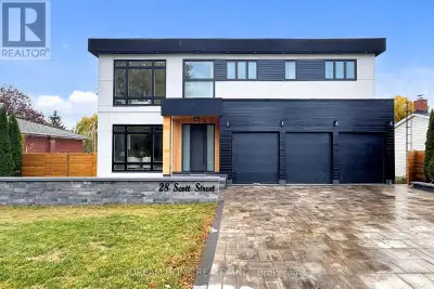 Luxury Custom Home in the Heart of Whitby! Experience refined living in this stunning custom-built h...
