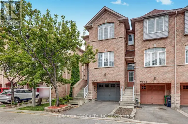 7086 FAIRMEADOW CRESCENT Mississauga (Lisgar), Ontario63006662822401121
