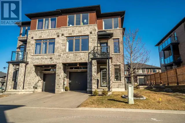 68 - 30 TIMES SQUARE BOULEVARD Hamilton (Stoney Creek), Ontario628657179614751215
