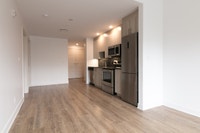 Renovated Akelius three bedroom apartment for rent. Located near St-Laurent in the Plateau Mont-Roya... (image 2)