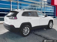 Bright White Clearcoat 2019 Jeep Cherokee Latitude 4WD 9-Speed 948TE Automatic 2.4L I4 Come And Expe... (image 5)