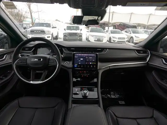 2025 Jeep Grand Cherokee L Limited * - Dual-Pane Sunroof in Cars & Trucks in Calgary - Image 28