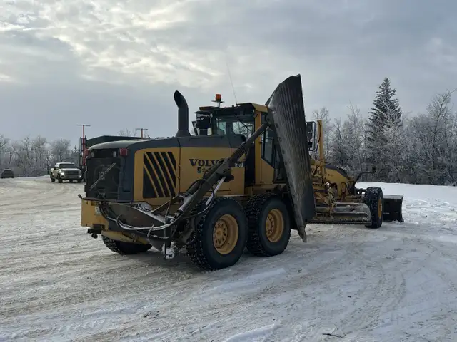 2007 Volvo G970 Grader with Front Plow & Snow-wing #11275 DP in Heavy Equipment in Edmonton - Image 7