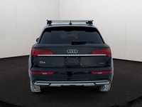 Experience the ultimate in European refinement and all-weather confidence in this premium compact SU... (image 3)