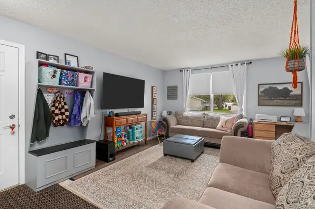 Move-In Ready Bungalow63008312762625121