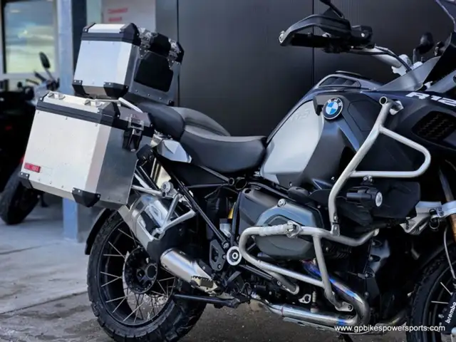 2016 BMW R1200GS Adventure Touring Ocean Blue Metallic Matt in Dirt Bikes & Motocross in Oshawa / Durham Region - Image 11