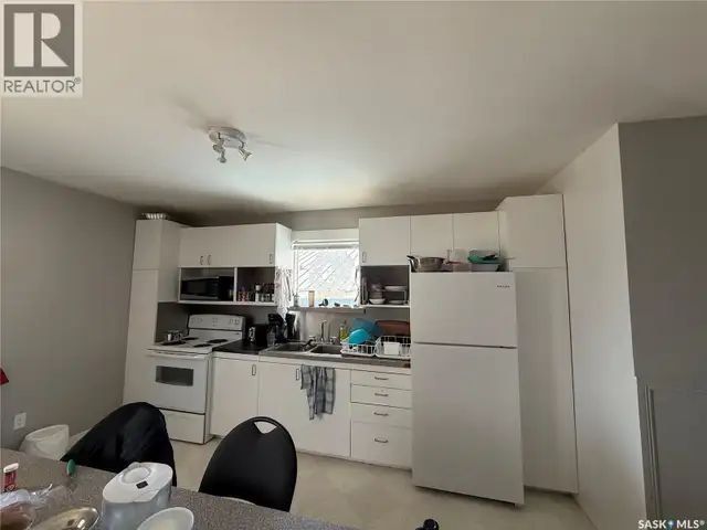 112 1st AVENUE W Kindersley, Saskatchewan in Houses for Sale in Saskatoon - Image 5