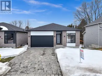 14 ALEXANDER CIRCLE Strathroy-Caradoc (Caradoc), Ontario
