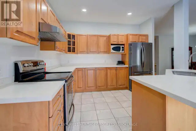 456 WESTON CRESCENT Kingston (East Gardiners Rd), Ontario in Houses for Sale in Kingston - Image 27