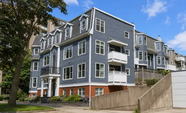17-083 Spacious, Prime South End! Short walk to downtown Halifax in Long Term Rentals in City of Halifax - Image 16