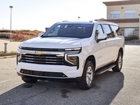 Welcome To Sherwood Park Chevrolet. The #1 Volume Chevrolet Dealer in Canada. This Chevrolet SUBURBA... (image 3)