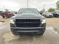 This Ram 1500 delivers a Gas/Electric V-8 5.7 L/345 engine powering this Automatic transmission. WHE... (image 1)