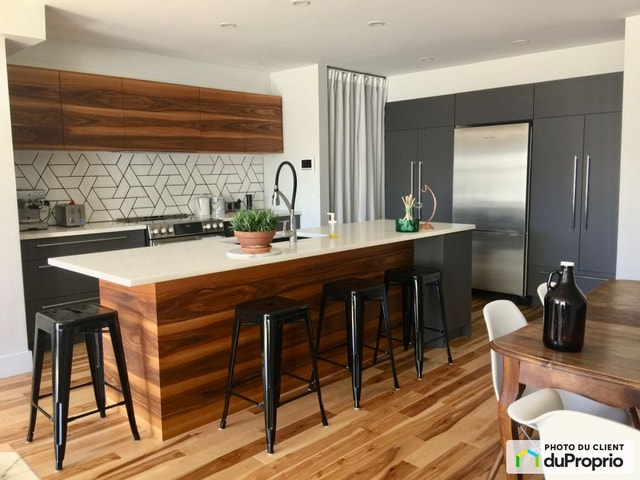 $562,000 - Condominium in Mercier / Hochelaga / Maisonneuve — photo 1