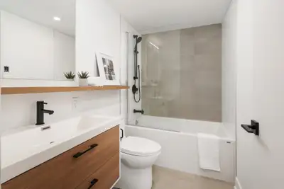 MDV loft 1cc-condo appartement luxe à louer à Outremont-Milhaus, View more