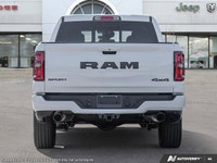POWER DEPLOYABLE RUNNING BOARDS, PANORAMIC SUNROOF, 124.9L FUEL TANK, POWER TAILGATE, 3.92 REAR AXLE... (image 4)