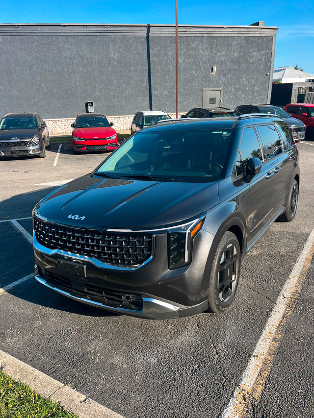 2025 Kia Carnival EX in Cars & Trucks in Oakville / Halton Region