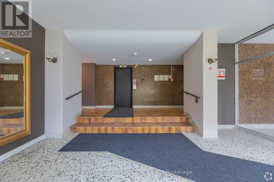 207 - 32 CLAYLAND DRIVE Toronto (Parkwoods-Donalda), Ontario 3