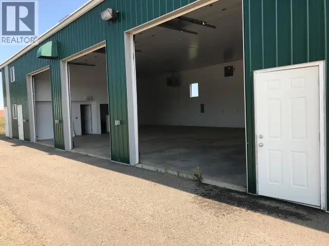 5511 50 Street Pouce Coupe, British Columbia in Commercial & Office Space for Sale in Dawson Creek - Image 18