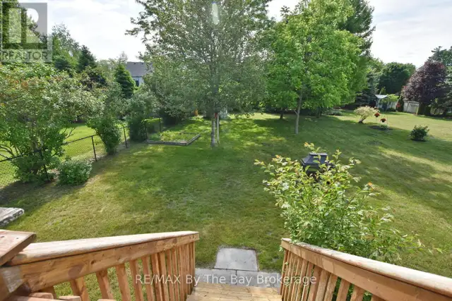 95 ROYAL BEECH DRIVE Wasaga Beach, Ontario62863754490754121