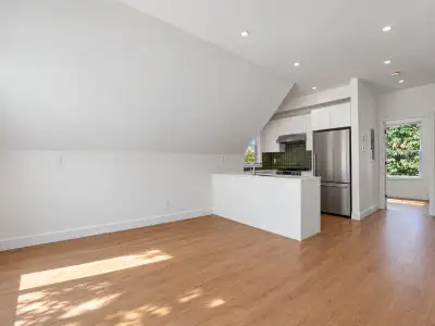 Welcome to 312 Daly Avenue, a charming furnished residence in Ottawa’s historic Sandy Hill neighborh...
