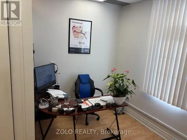 210 - 4600 HIGHWAY 7 W Vaughan (East Woodbridge), Ontario in Commercial & Office Space for Rent in Markham / York Region - Image 14
