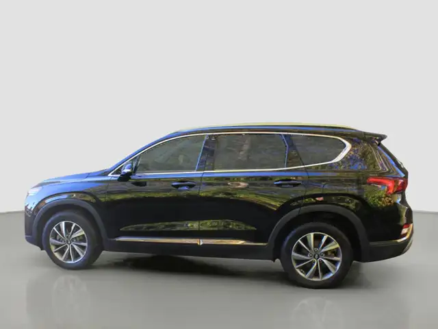 2019 Hyundai Santa Fe 2.0T Preferred AWD w/Dark Chrome Accent fo in Cars & Trucks in Comox / Courtenay / Cumberland - Image 7