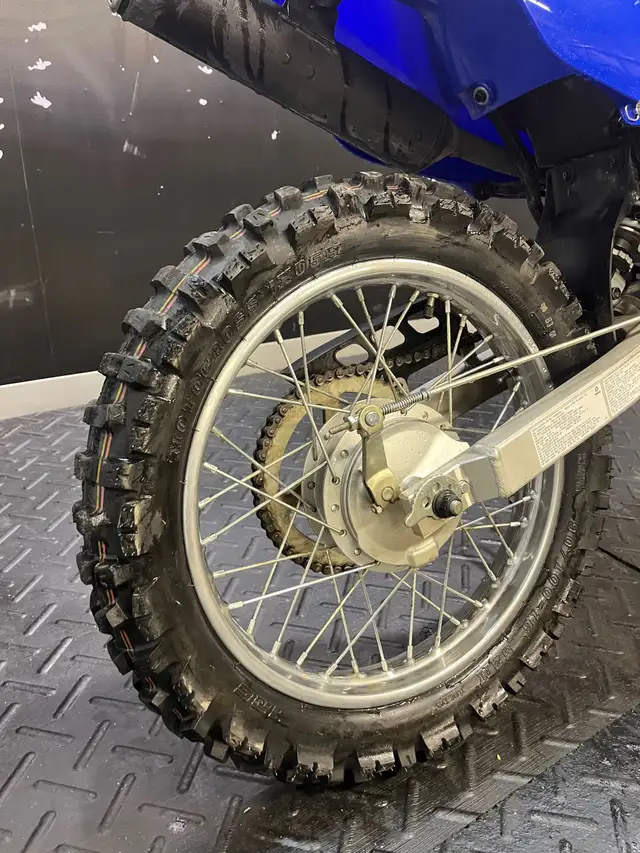 2025 Yamaha TT-R 125 MOTO NEUVE SEULEMENT 35 KM DE ROULER AUBAIN in Other in Lac-Saint-Jean - Image 8